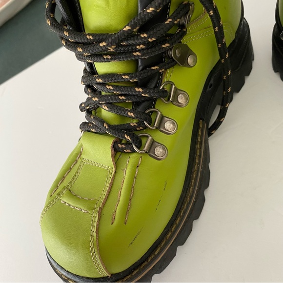 Lime green nevada hiking boots. Style Maggie leather upper Preowned wear - Picture 4 of 8